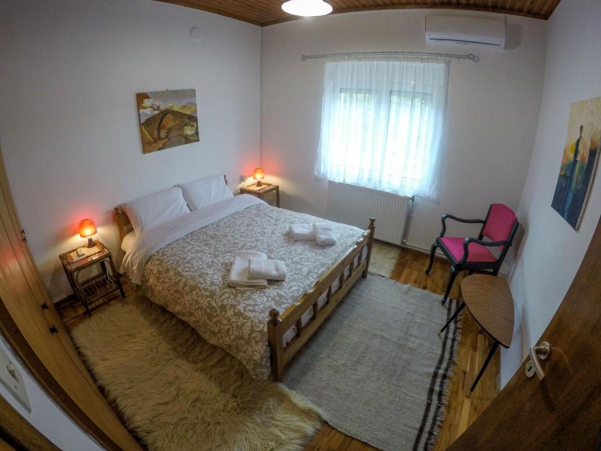 Breathtaking Lake View Cottage With A Fireplace Next To Ioannina City! 외부 사진
